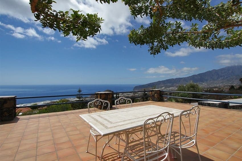 Vista, Casa Amalia, Casa Rural con Piscina Privada en La Palma