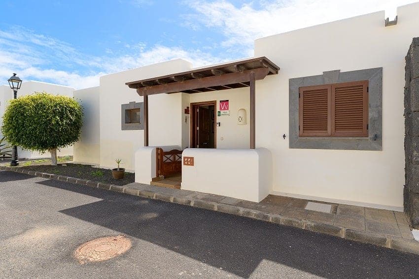 Exterior View, Casa La Goleta, Lanzarote Holiday Cottage