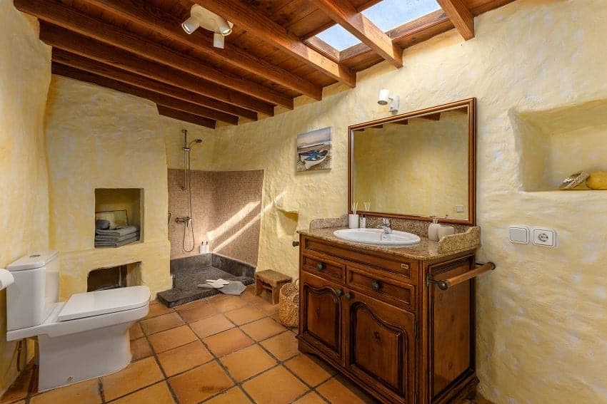 Bad, Casa El Barranco, Ferienhaus Lanzarote, Kanaren