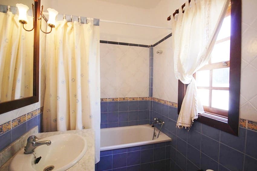 Bathroom, Villa Capricho, Holiday Cottage with Pool La Palma