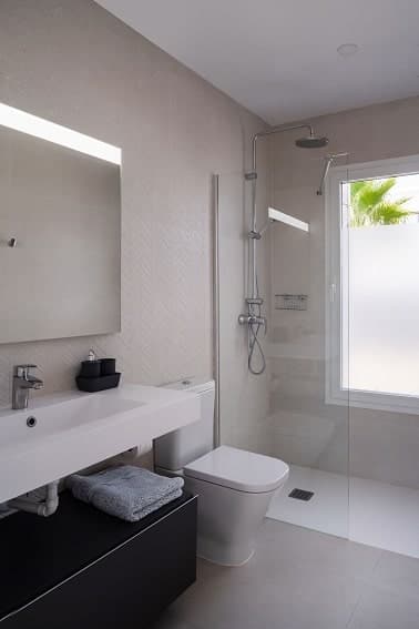 Baño, Villa Sunrise A, Villa de Lujo con Piscina Lanzarote