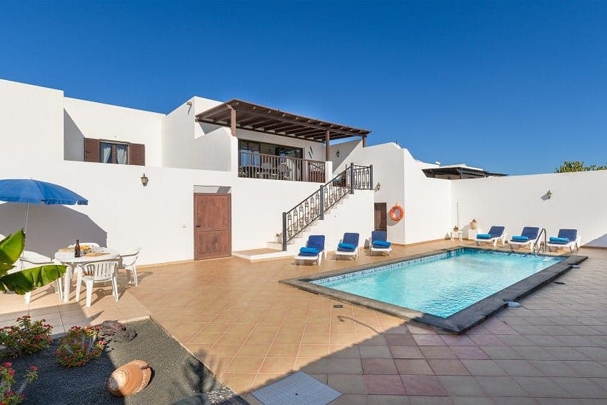 Casa Vista Mar, Villa Playa Blanca con Piscina