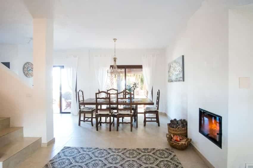 Dining Table, Finca Teneguía, Holiday Villa Fuencaliente