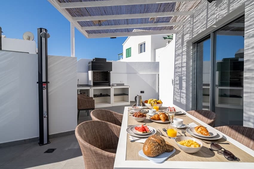 Esstisch, Villa Sea La Vie, Ferienunterkunft Lanzarote Esstisch, Villa Sea La Vie, Ferienunterkunft Lanzarote