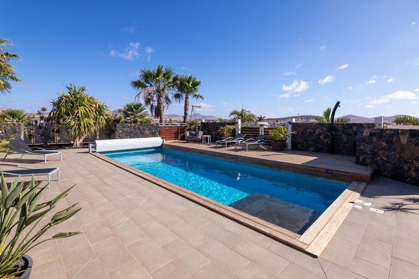 Villa hire Lajares, Villa Julianoa, Pool