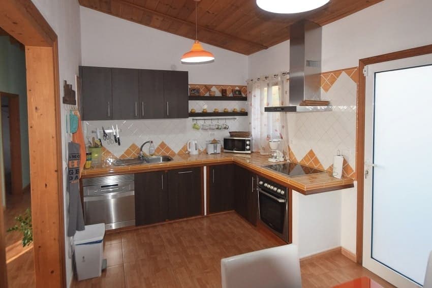 Küche, Casa Florita, Günstiges Ferienhaus La Palma mit Pool