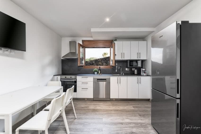 Cocina, Cerca Nueva A, Apartamento en La Palma