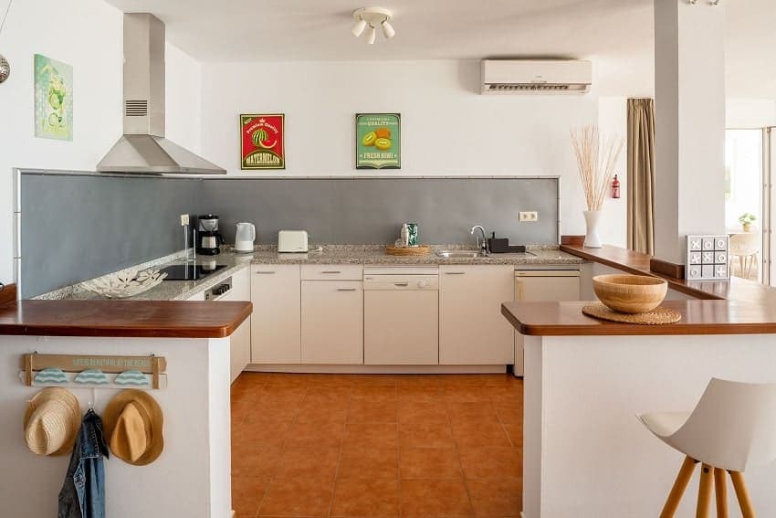 Cocina, Planta Baja, Villa Odin, Villa con Piscina Privada Lanzarote