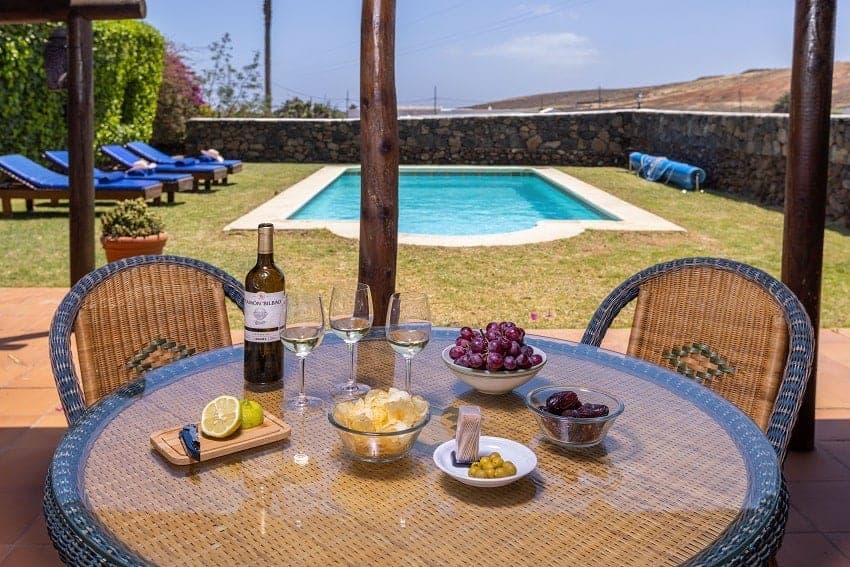 Poolbereich, Casa El Barranco, Finca Lanzarote mieten