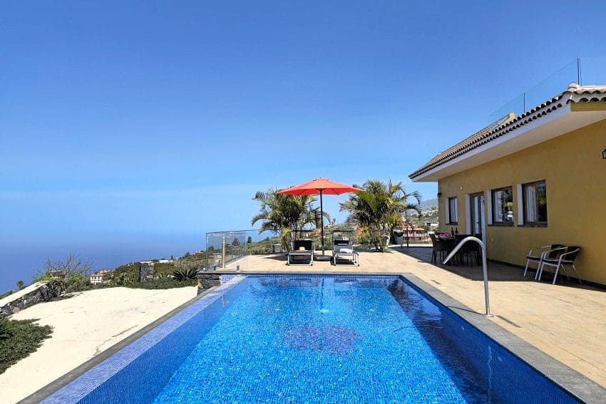 Pool Area, Casa Mica, Holiday Rental La Palma