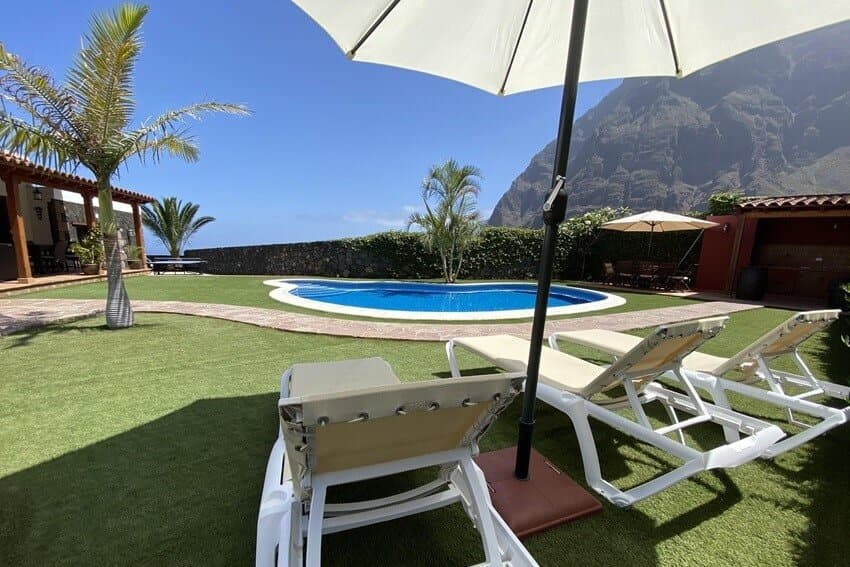 Sonnenliegen, Villa Mocanes, El Hierro Ferienhaus mit Pool