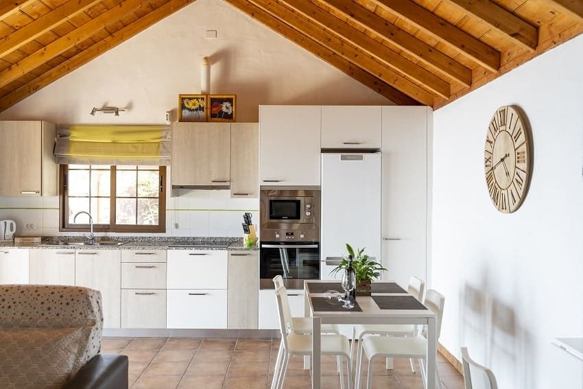 Villa Atardecer, Kitchen, Accommodation La Palma with Private Pool