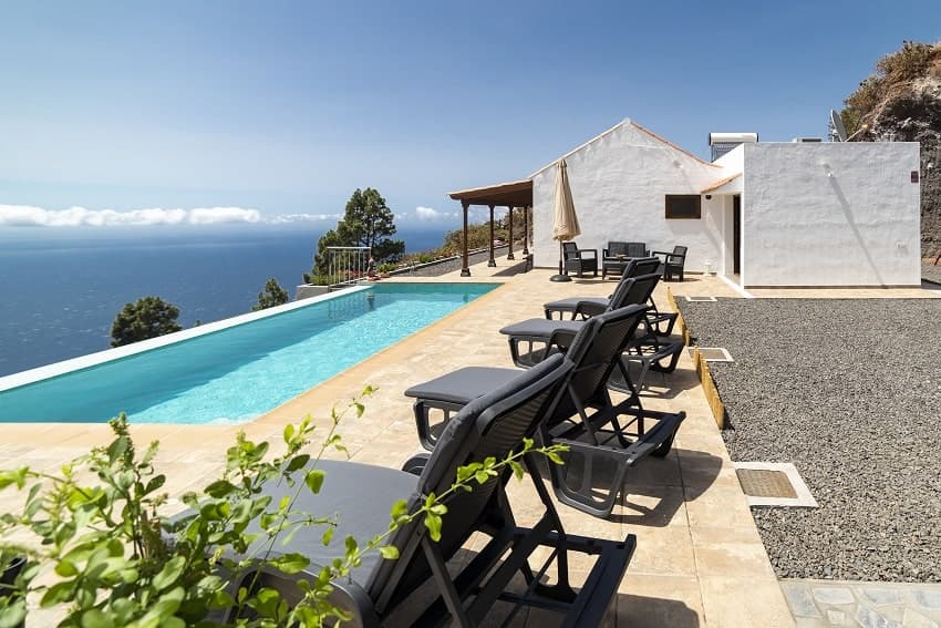 Villa Atardecer, Terrace, Accommodation La Palma with Private Pool, Puntagorda