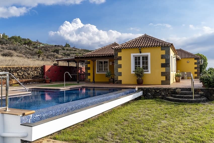 Villa Tojayma, Casa Rural con Piscina Privada Tijarafe