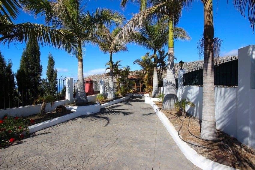 Barbeque, Villa Capricho, Holiday Cottage with Pool La Palma