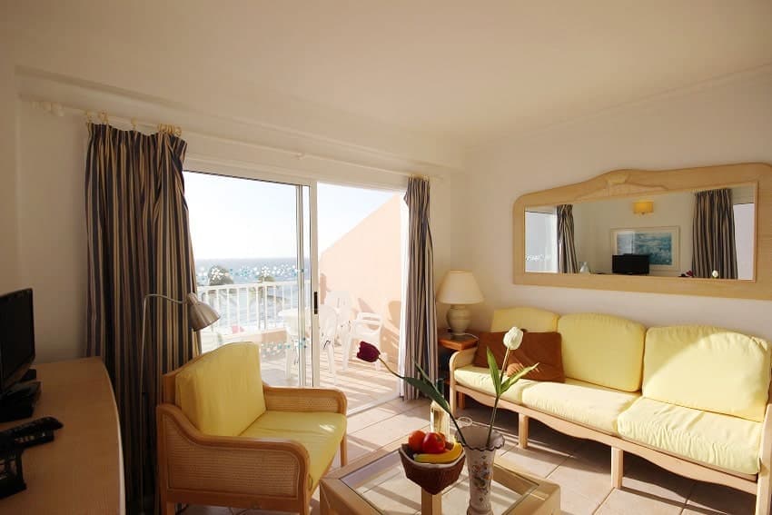 Wohnbereich, Apartment La Regata 3a, Ferienwohnung mit Meerblick Puerto Naos