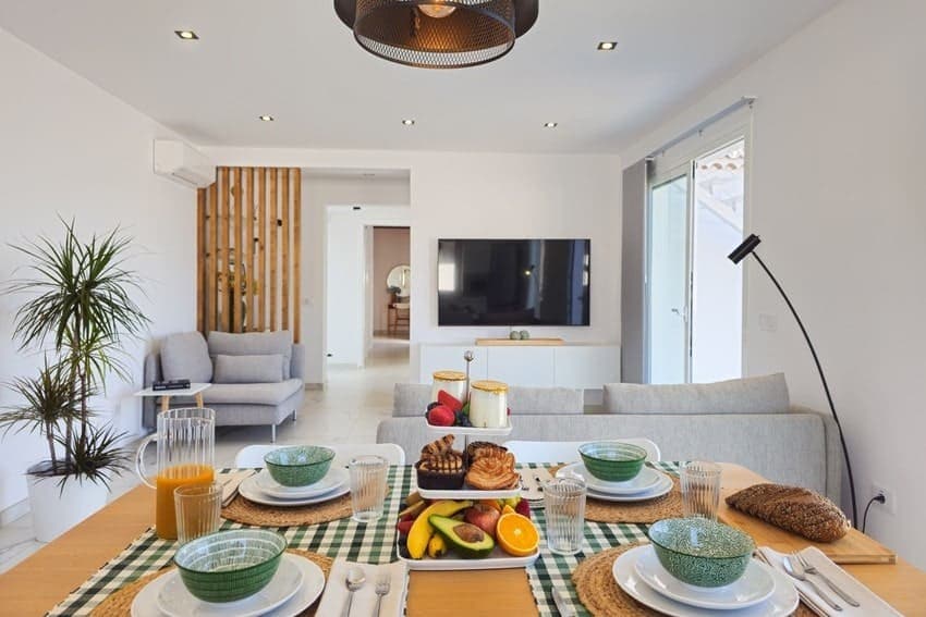 Living Area with Kitchen, Villa Veni, Holiday Villa La Palma
