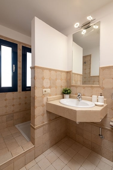 Bathroom, Villa Calero Dream, Holiday Home Puerto Calero, Lanzarote