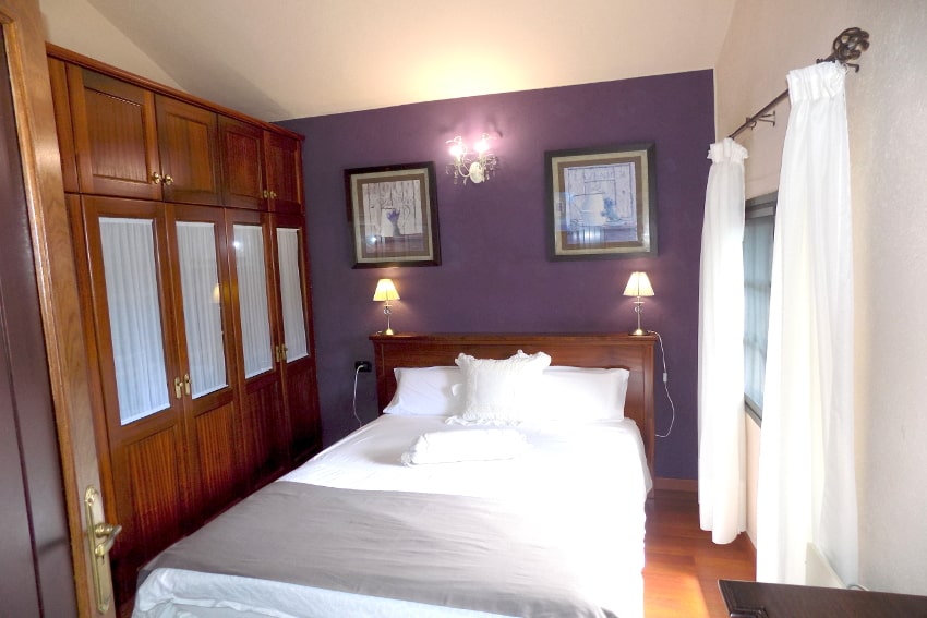 Spain - Canary Islands - El Hierro - Valverde - Casa La Florida 1 - Bedroom with double bed
