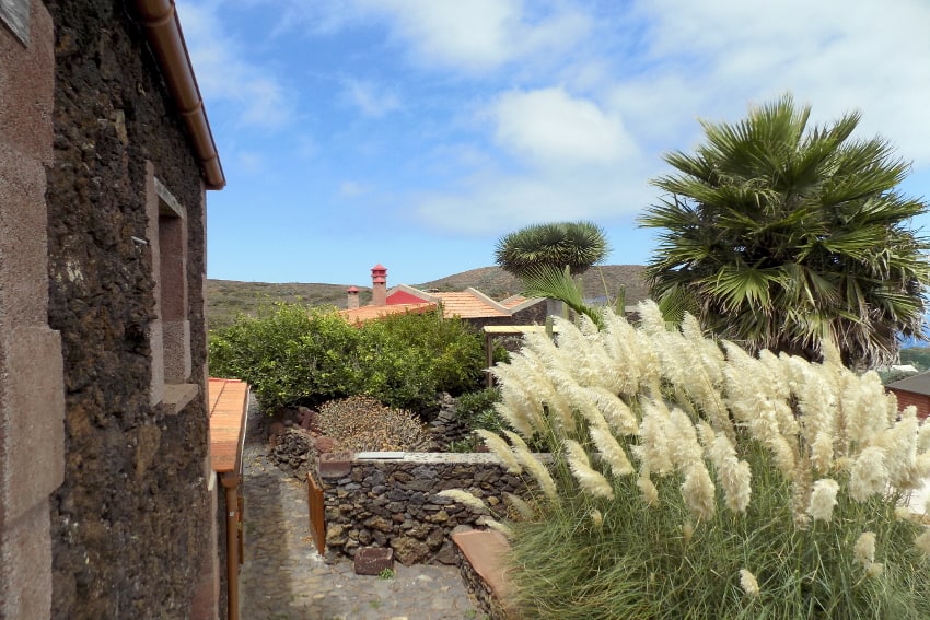 Spain - Canary Islands - El Hierro - Valverde - Casa La Florida 1 - Cozy, intimate and comfortable country house with garden and sea views