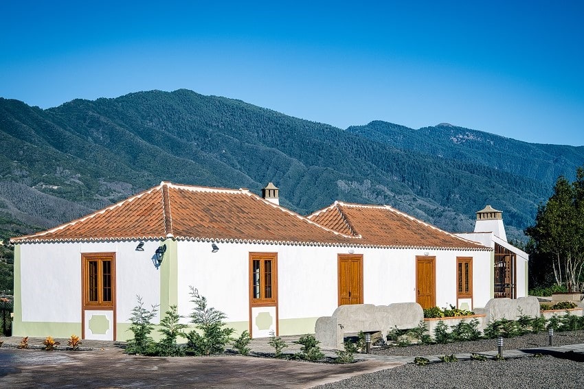 Casa Teresa by Villas Morera