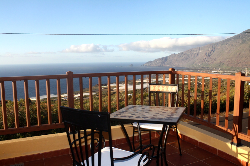 Spain - Canary Islands - El Hierro - Los Llanillos - Casa Victor - Holiday home with terrace and stunning ocean views