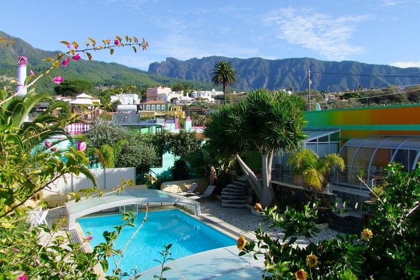 Piscina, Alojamiento en La Palma