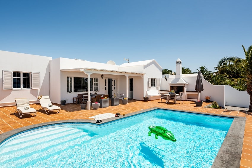 Villa Manuela, Pool, Holiday Cottage Lanzarote, Puerto Calero