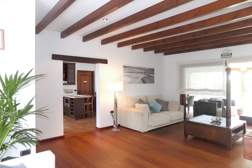 Spain - Canary Islands - El Hierro - Frontera - Villa Mocanes - Living room with fireplace, SAT-TV and direct access to the outdoor area