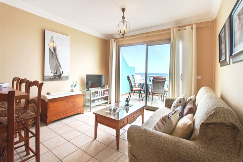Spain - Canary Islands - La Palma - Puerto Naos - Apartment Brisa del Mar - Living and dining area with sea views